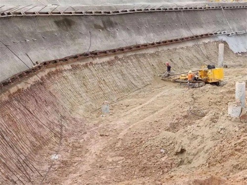 上高基坑边坡加固